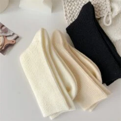 Chaussettes Minimalistes -Akito Paris chaussettes minimalistes 872484